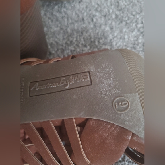 American Eagle Gladiator Block Heel Sandals- Brown Size 9 - Picture 5 of 5